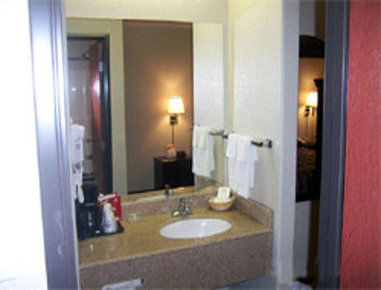 Days Inn By Wyndham Galliano La Exterior photo